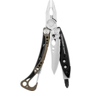 Leatherman Skeletool Multi-Tool (Coyote Tan Clamsh